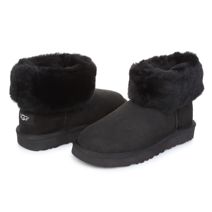 UGG Australia Classic Mini Black